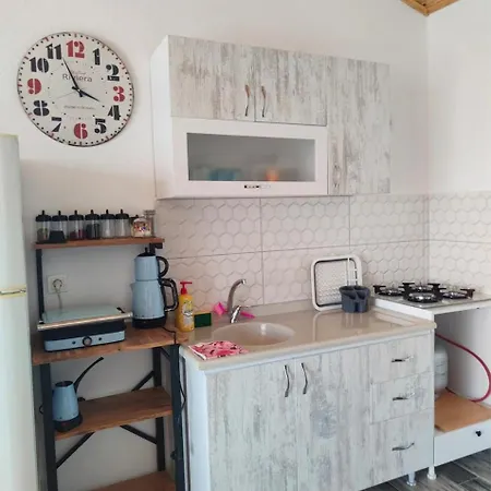 בית הארחה Sonsuzluk Denizine Uyanmaya Ne Dersin? *